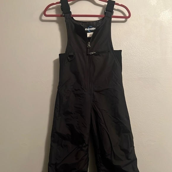 Rawik size 6 black snow overall